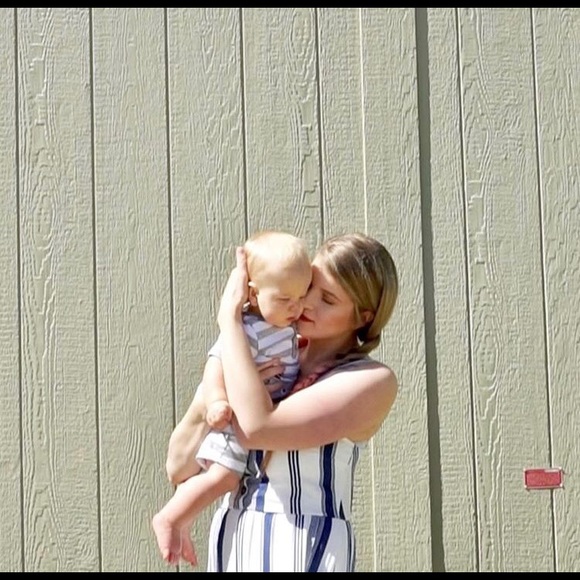 🌸 Meet Your Posher 🌸 - Picture 3 of 3